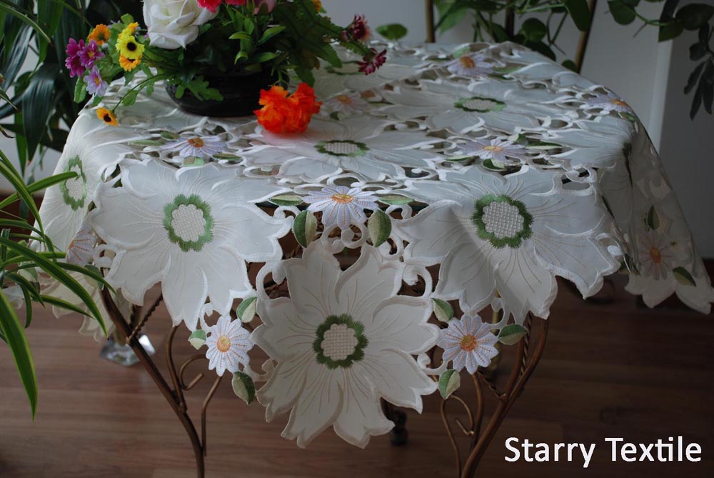 embroidery tablecloth 7077